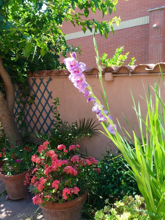 Bed&Breakfast Letterario Fiumicino Exteriör bild