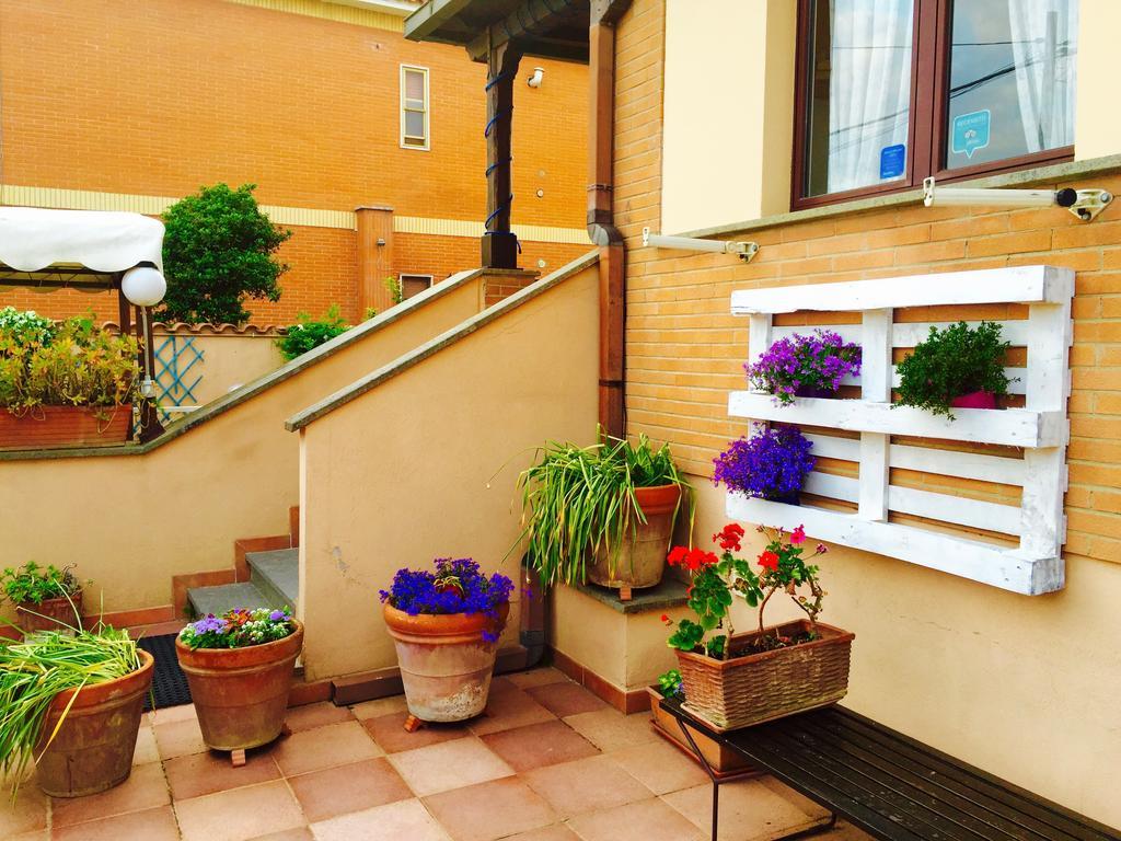 Bed&Breakfast Letterario Fiumicino Exteriör bild